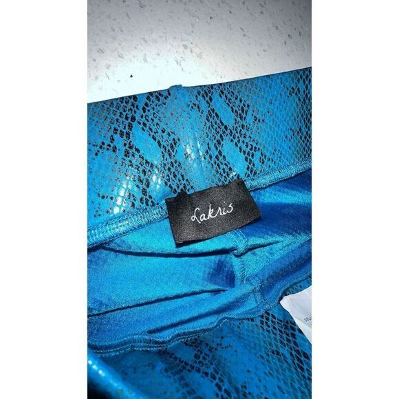LAKRIS Women Workout Set Blue Snakeskin 2 Pieces Leggings Criscross Bra Size XS - Picture 13 of 16